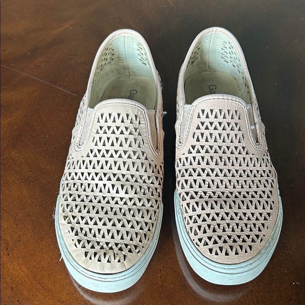 GAP Tan cut-out Slip Ons
